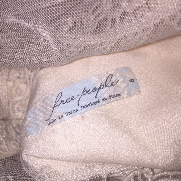 Antique ivory FREE PEOPLE lace dress - Picture 5 of 5